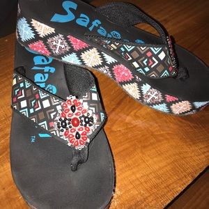 SAFARI GIRL Flip Flops